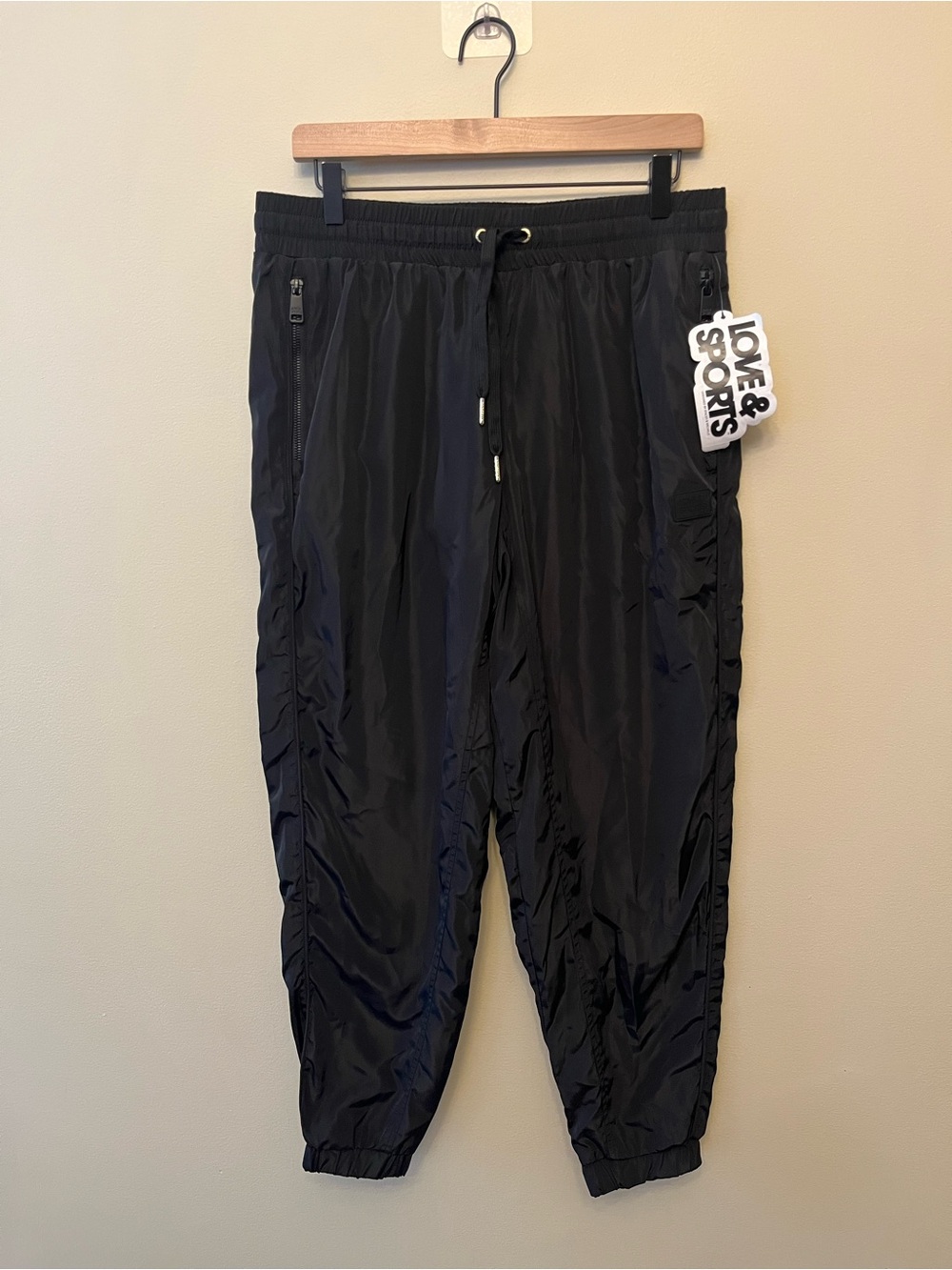 NWT Love & Sports Black Joggers Women's Size Medium 8-10 Workout Athleisure
